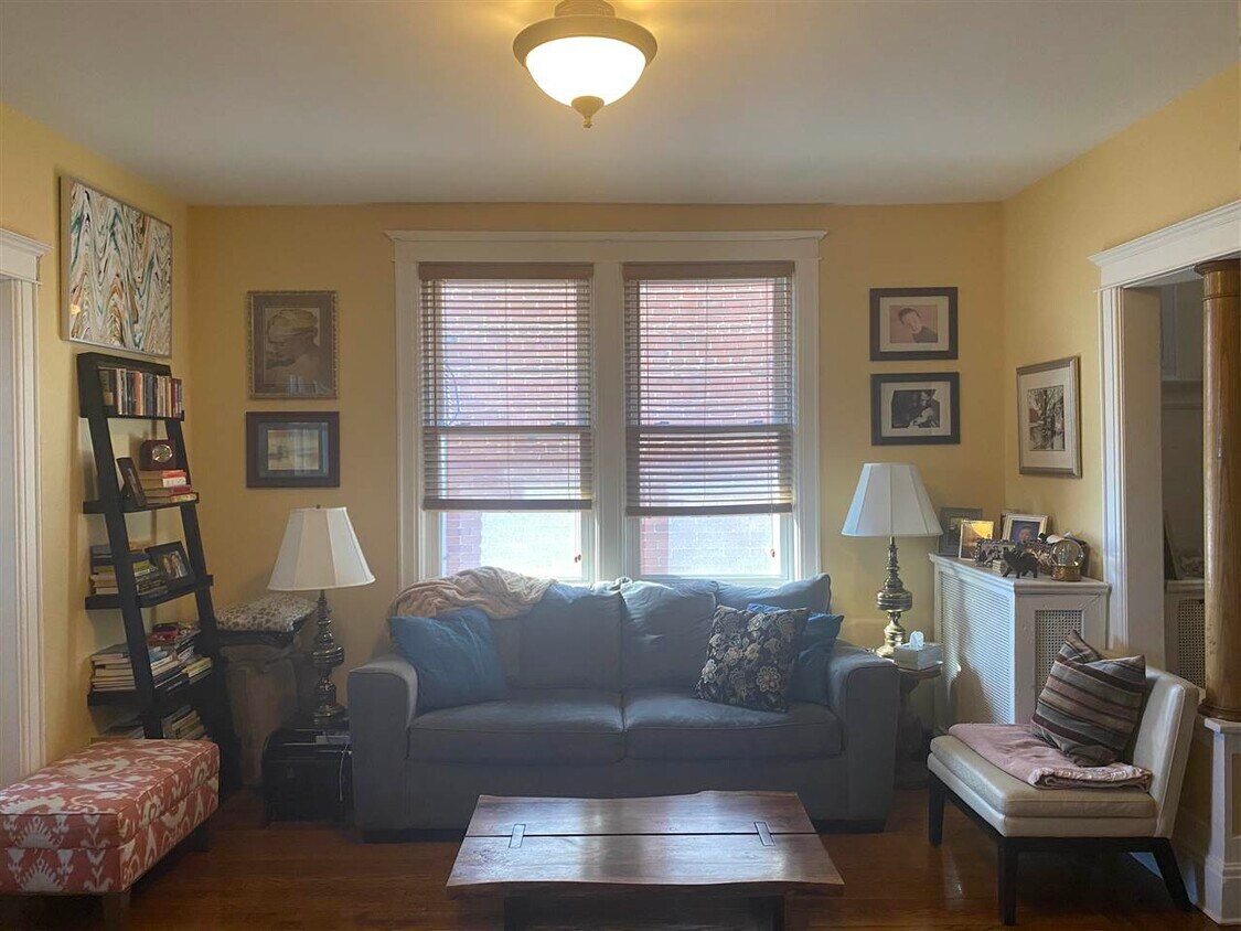 Primary Photo - 6021 Boulevard E
