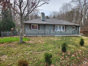 Building Photo - 33 Monte Vista Rd