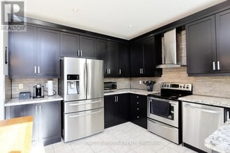 Building Photo - 49 Eberhardt Dr