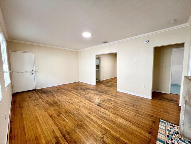 Foto del edificio - 1040 Jefferson Ave