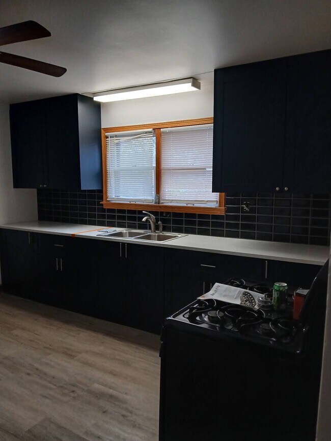 Foto del edificio - 4834 N 76th St