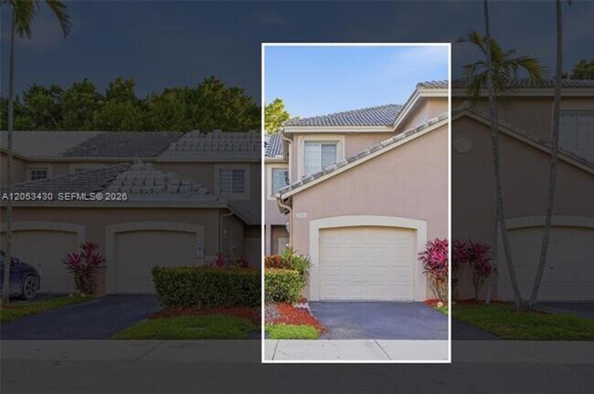 Building Photo - 2066 Madeira Dr