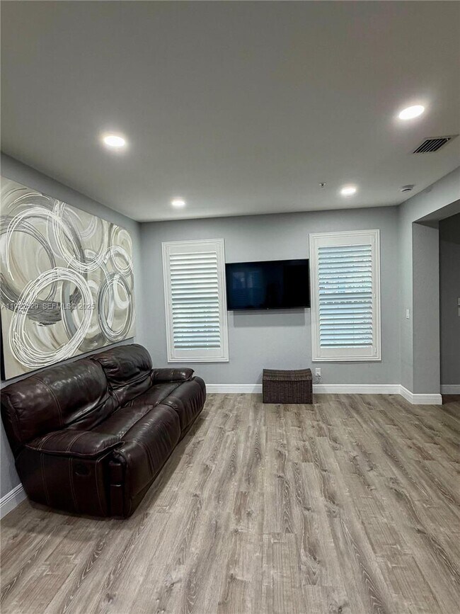 Foto del edificio - 1505 SW 147th Ave