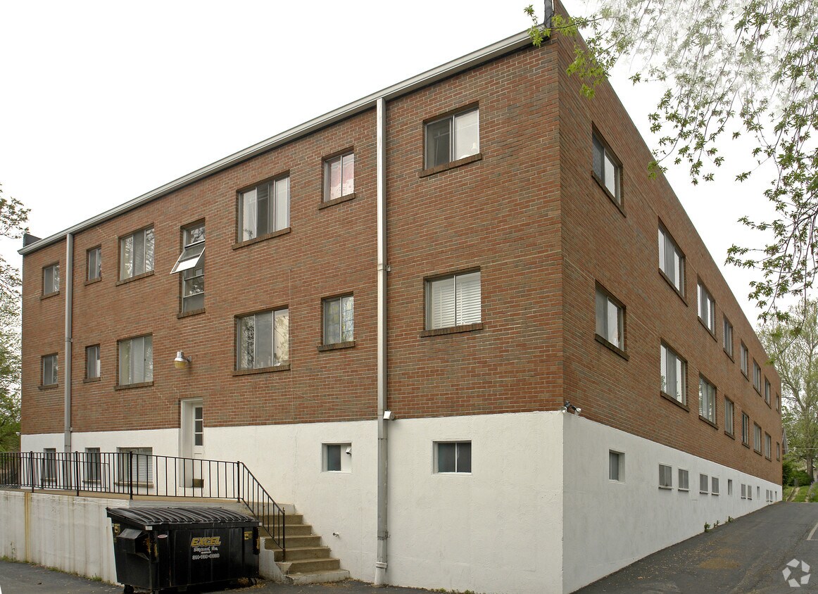 Foto del edificio - 2026 Bellevue Ave