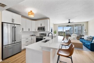 Building Photo - 22748 Island Pines Way