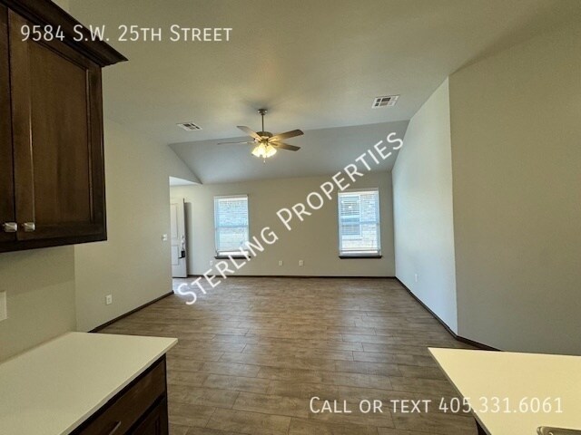 Building Photo - 9584 SW 25th St