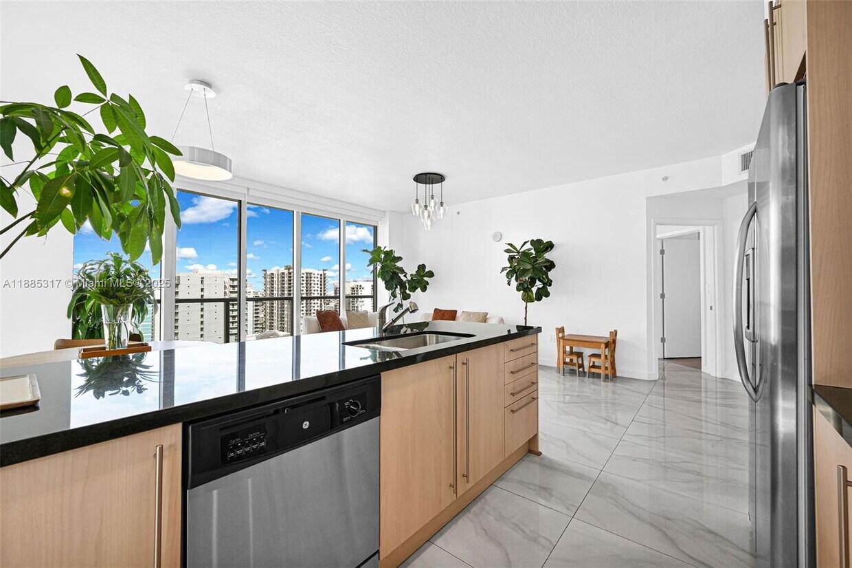 Foto principal - 1111 SW 1st Ave