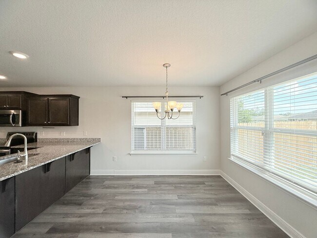 Foto del edificio - Charming Cottage Home - Commanders Cove
