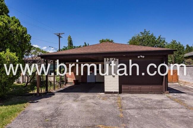 Photo - 1313 E 8425 S House