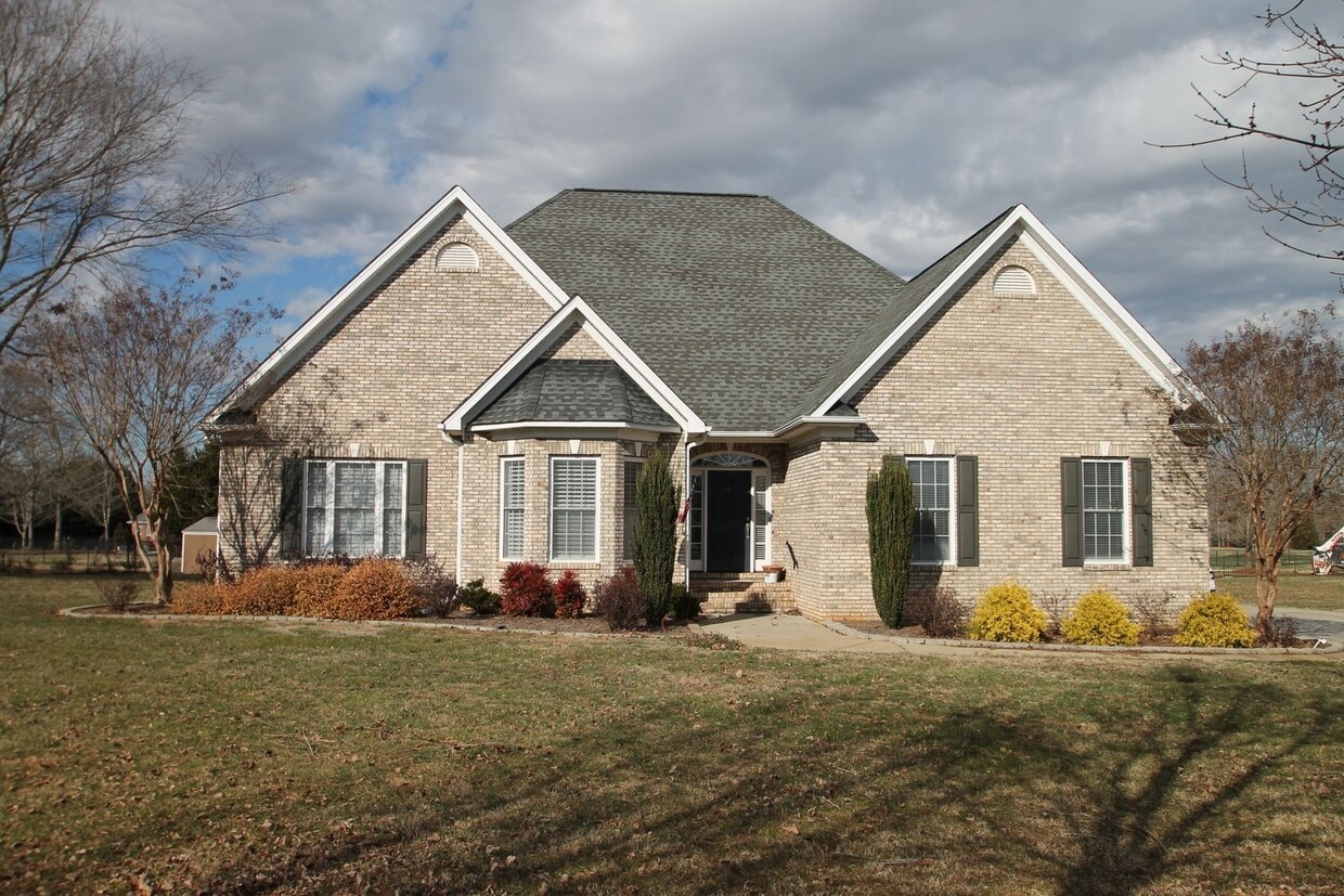 320 Home Ct, Rock Hill, SC 29732 House Rental in Rock Hill, SC