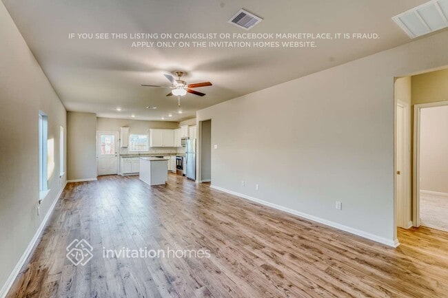 Building Photo - 8204 Burnt Orchid Dr