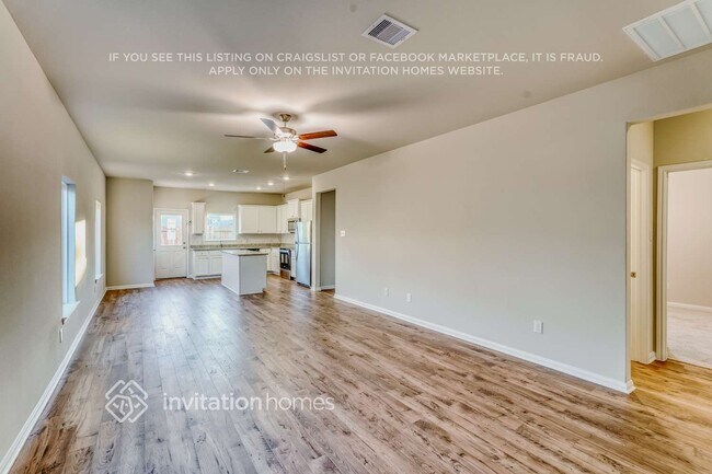 Foto del edificio - 8204 Burnt Orchid Dr