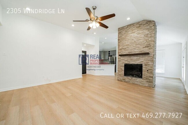 Building Photo - 2305 Windridge Ln