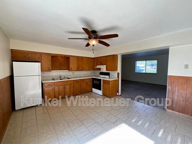 Foto del edificio - 3114 N Illinois St