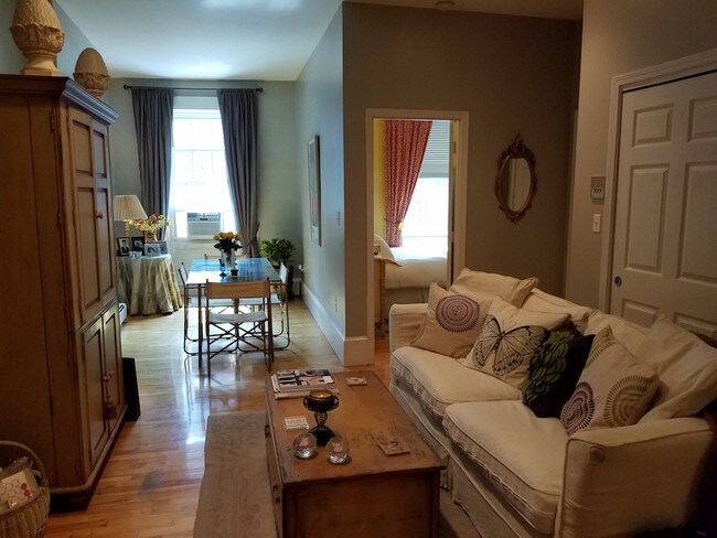 Foto del edificio - 83 Main St