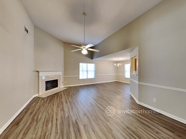 Building Photo - 401 Legend Creek Point