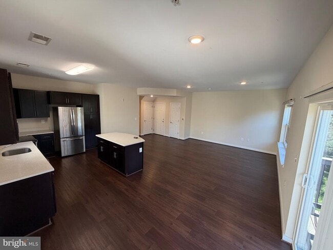 Building Photo - 3301 Demirel Way