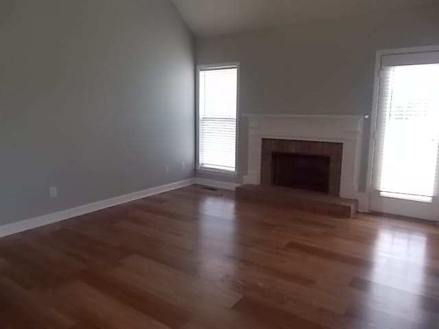 Building Photo - 2229 Dewey Dr