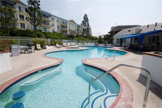 Foto del edificio - 500 Cagney Ln