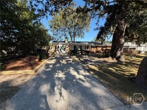 Building Photo - 406 Briarcliff Cir