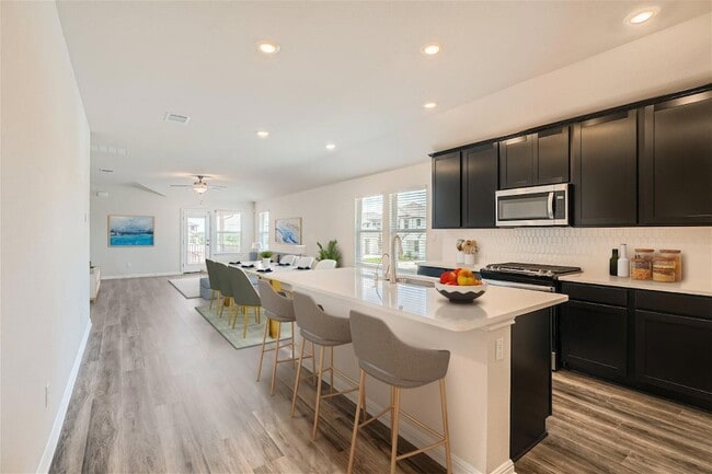 Foto del edificio - 360 El Capitan Lp