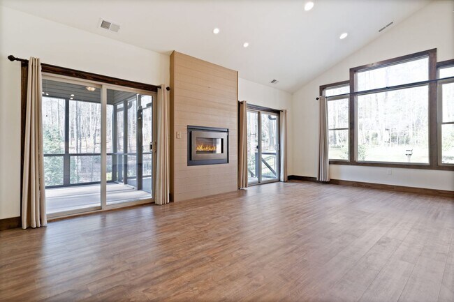 Foto del edificio - Amazing home in Fearrington Village with F...
