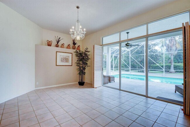 Building Photo - 132 Private Pl