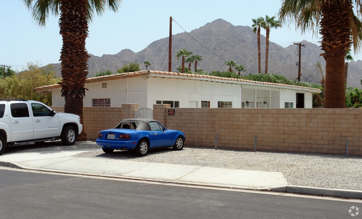 Primary Photo - 78181 Avenida La Fonda