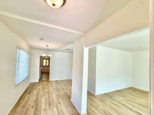 Foto del edificio - Charming North Hollywood Home