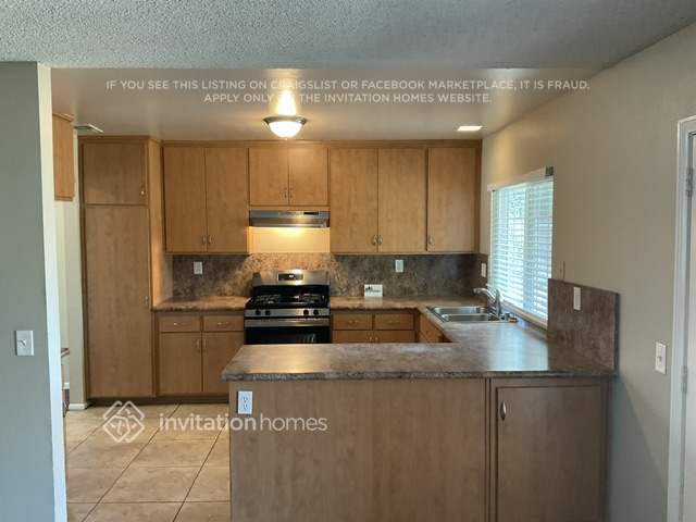 Foto del edificio - 5055 Citadel Ave