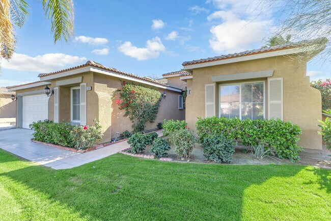 Building Photo - 83107 Greenbrier Dr