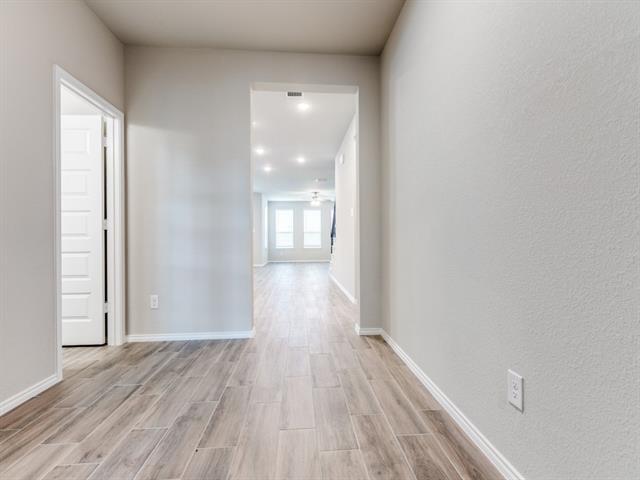 Building Photo - 5936 Hopkins Dr
