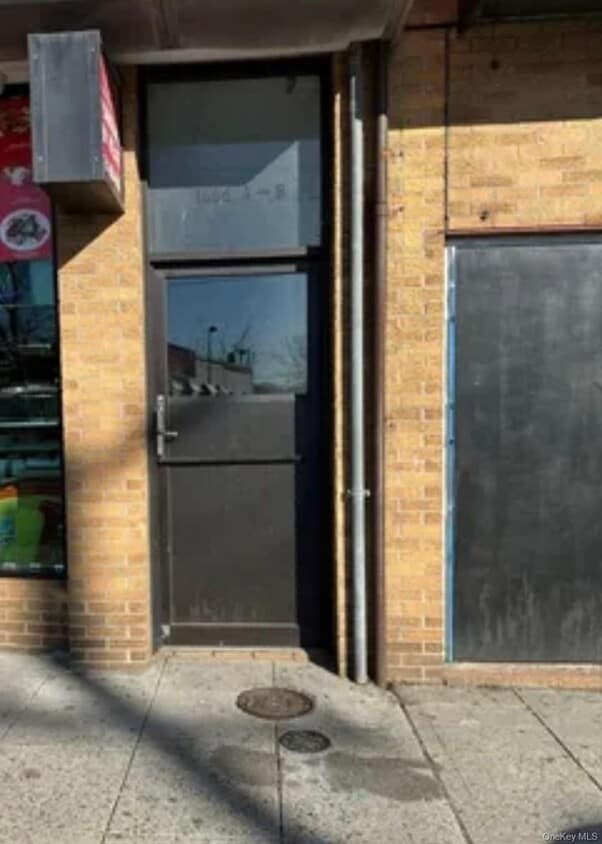 Primary Photo - 1666 New York Ave