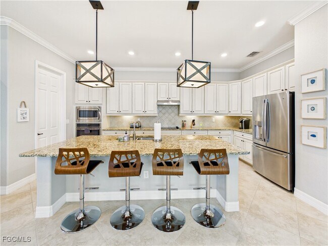 Foto del edificio - 28100 Edenderry Ct