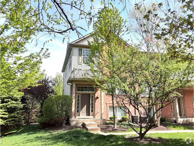 Facade - 526 Conservatory Ln