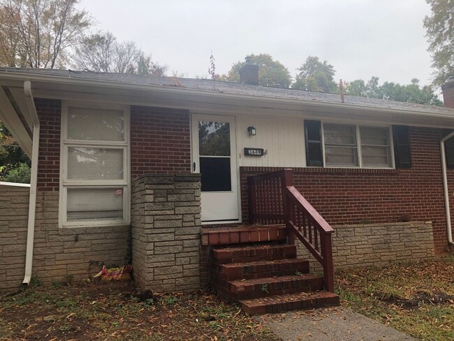 Dresden E - Westchester Duplex - Dresden E - Westchester Duplex Apartment