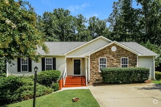 Building Photo - 143 Locket Dr
