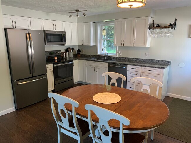 Foto del edificio - 178 Bradley St