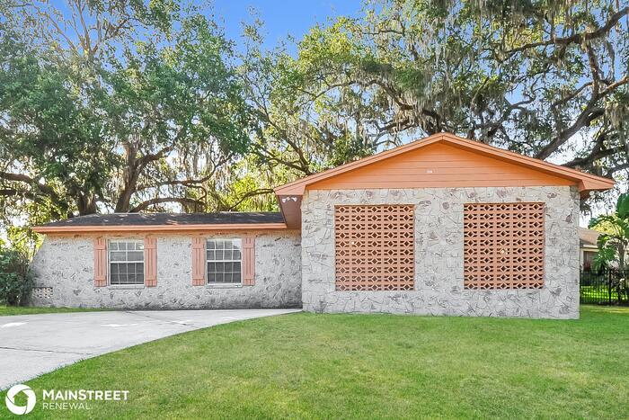 Primary Photo - 801 CHESS PL, Seffner, FL 33584