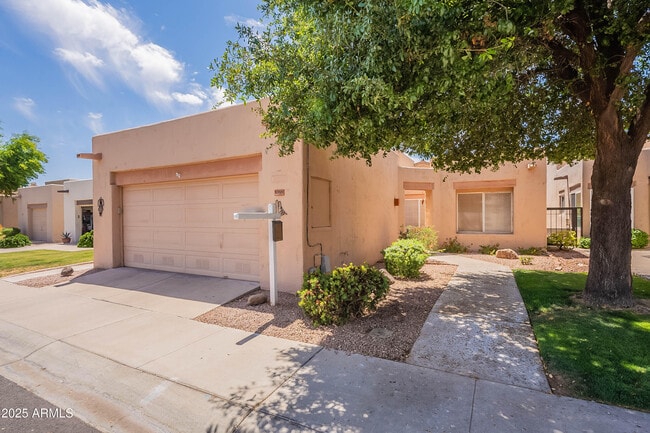 Building Photo - 17224 N Zuni Trail