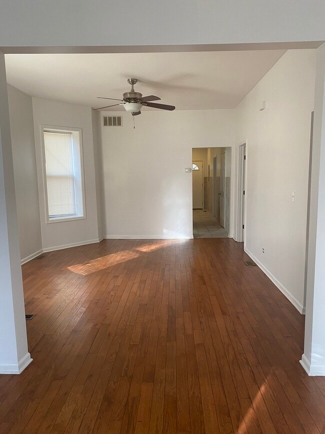Foto del edificio - 6424 S Morgan St