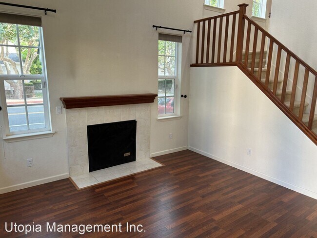 Building Photo - 3 br, 2.5 bath House - 3 Azalea Place