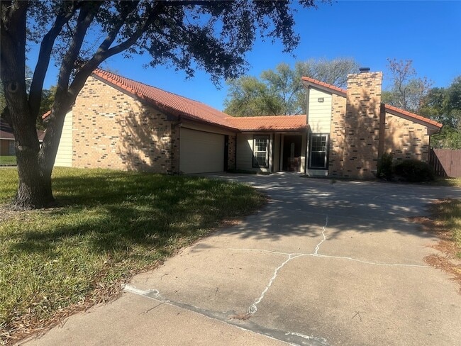 Building Photo - 6214 Ogden Forest Dr