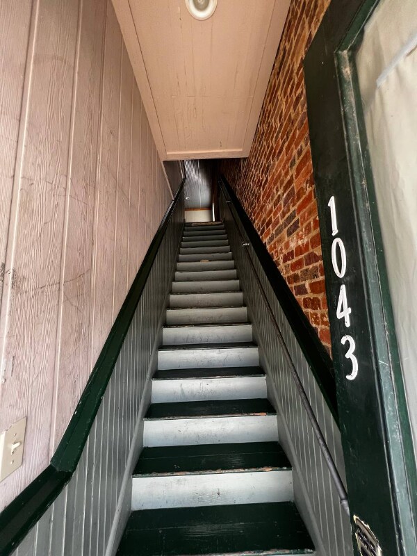 Foto del edificio - 1043 S Pine St