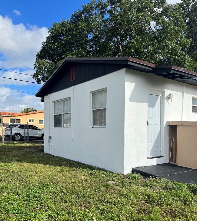 Building Photo - 1490 NW 74th St