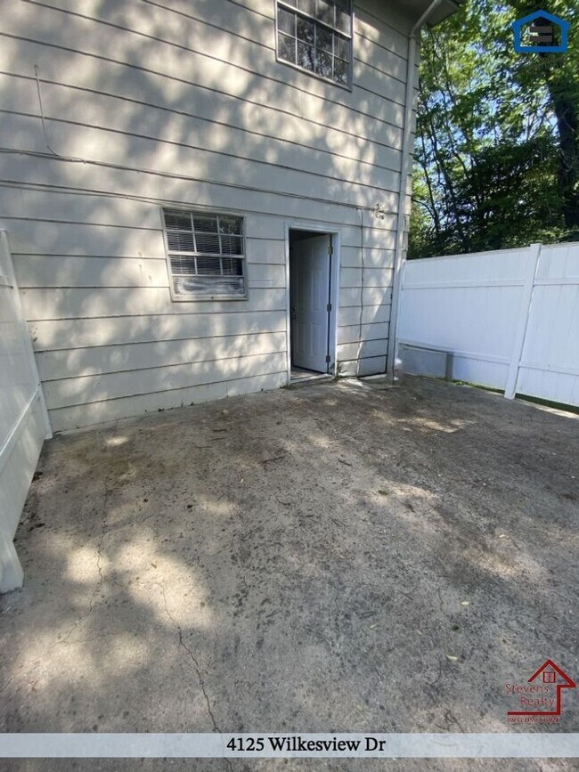 Foto del edificio - 4125 Wilkesview Dr