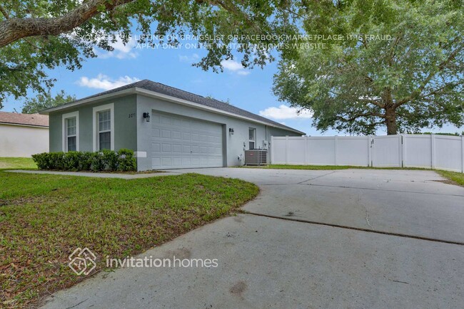 Foto del edificio - 2271 Windsor Crest Loop