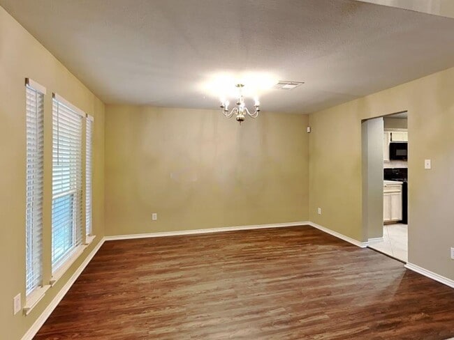 Building Photo - 17830 Magenta Springs Dr