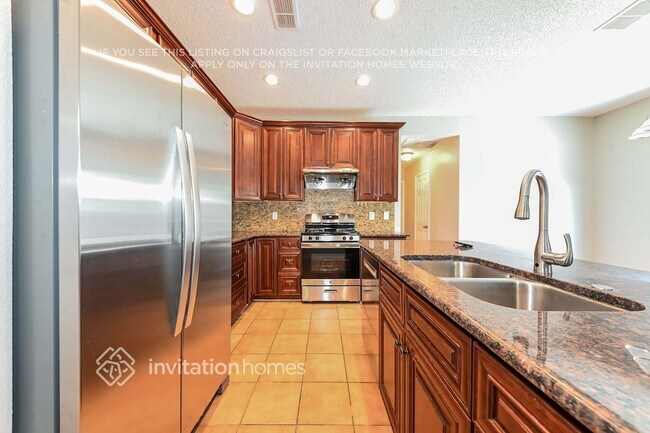 Foto del edificio - 4906 Autumn Hill