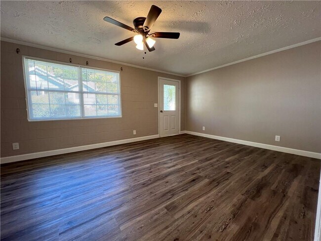 Foto del edificio - 146 Alma St